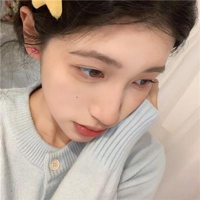 秋霞