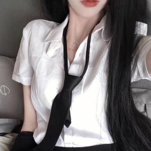 她来自台北